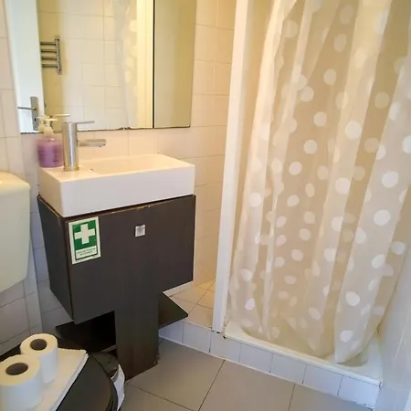 Alfama S. Pedro Typical * Lisboa