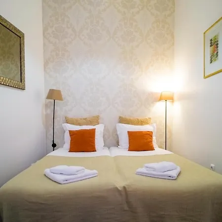 Alfama S. Pedro Typical