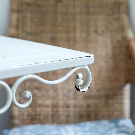 Alfama S. Pedro Typical